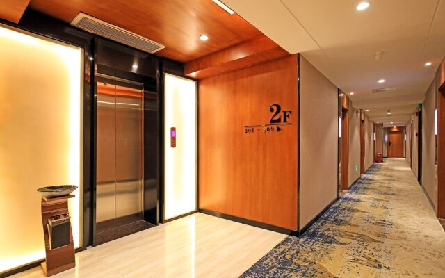 Immersing Hotel Guihu Branch