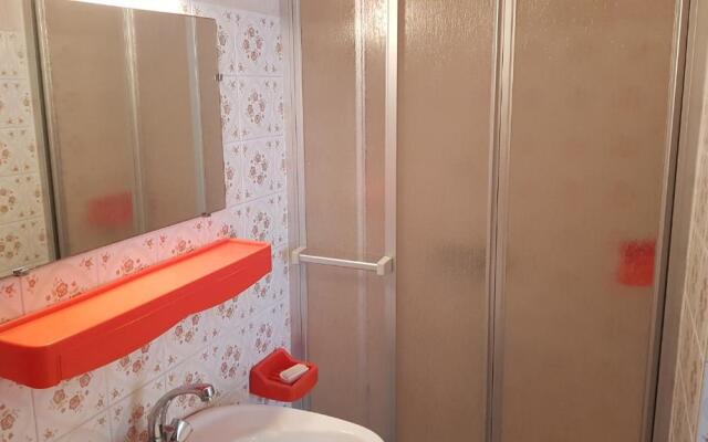 ROC 7 NARBONNE-PLAGE: Appartement studio cabine vue mer