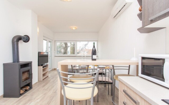 Nice Home in Njivice With Wifi and 2 Bedrooms