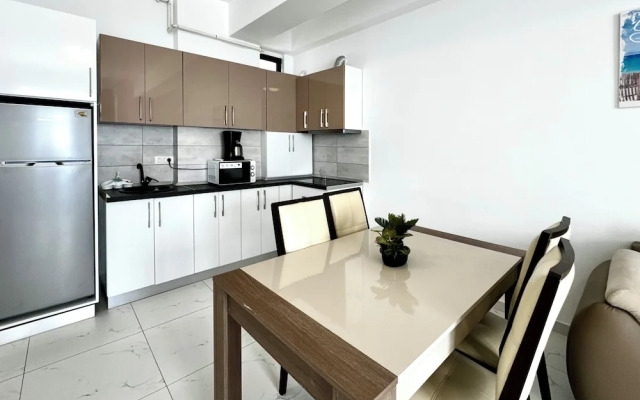 Apartament Panoramic Front View