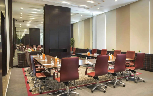 Centro Waha by Rotana