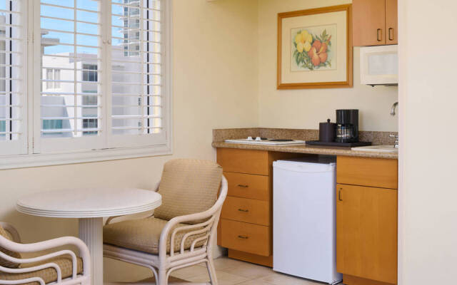 OUTRIGGER Waikiki Paradise Hotel