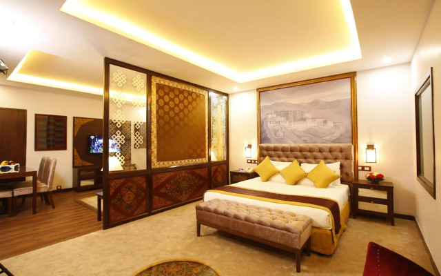 Royal Singi Hotel