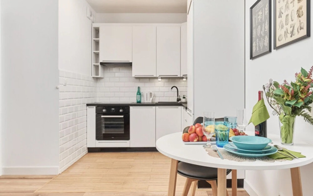 Stylish Apartment With Balcony Wrocław