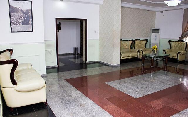 Bristlecone Suites and Apartments