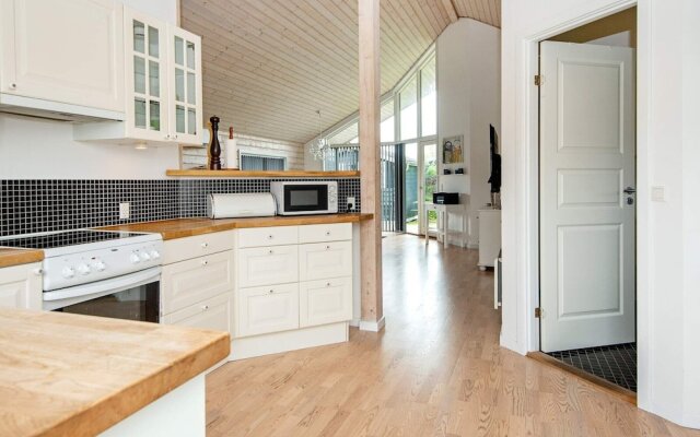6 Person Holiday Home in Juelsminde-by Traum
