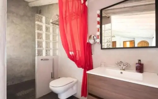 Can Patiras B&B