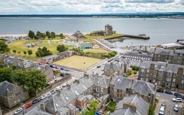 King St Apt - Stylish City pad in Broughty Ferry