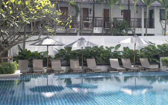 Woodlands Suites Serviced Residences