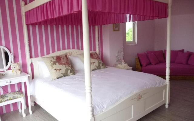 Annong River Bed and Breakfast