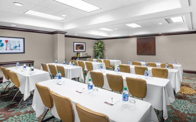 Staybridge Suites Memphis - Poplar Ave East by IHG