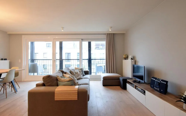 Barfleur Apartment With sun Terrace