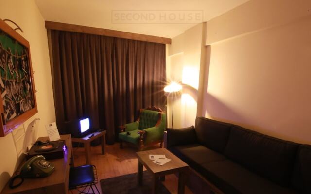 Second House Hotel