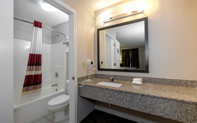 Red Roof Inn Defuniak Springs