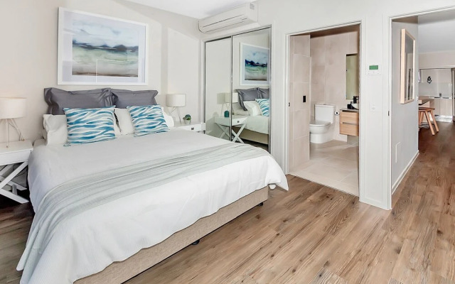 Superior Luxury Apartment in the City Life on Lake 19