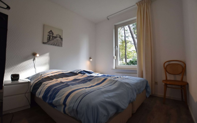 Alluring Holiday Home in Reutum-Weerselo with Hot Tub