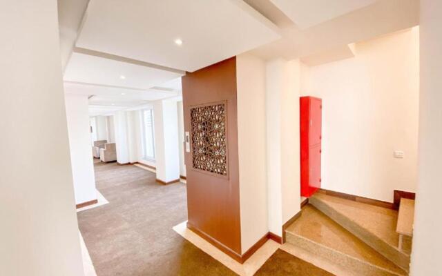 Esquire Hotel Apartments