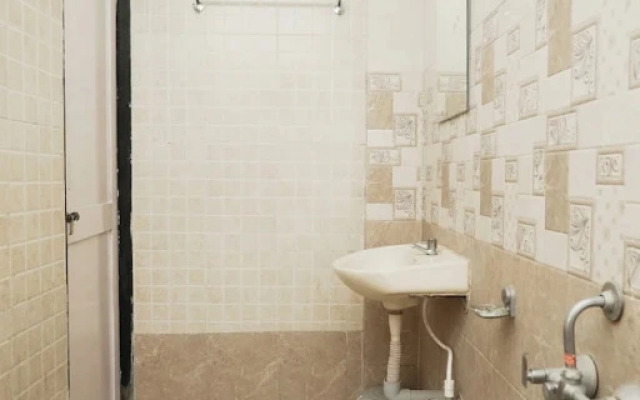 Pearl Inn by OYO Rooms