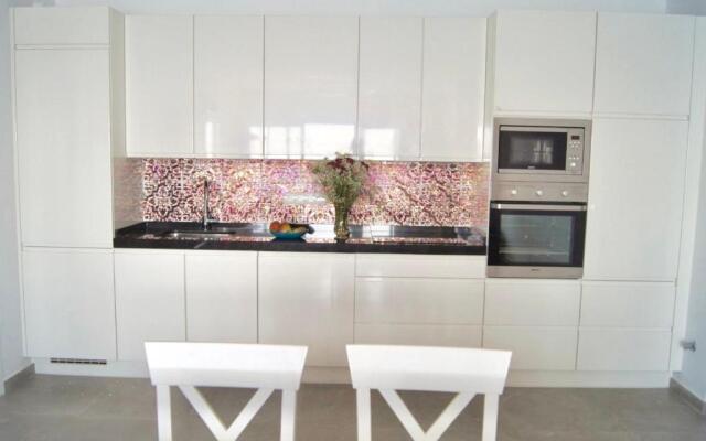 Fuengirola Promenade 3br Apartment by Rafleys