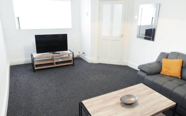 Outstanding and Spacious modern 4 bedroom house
