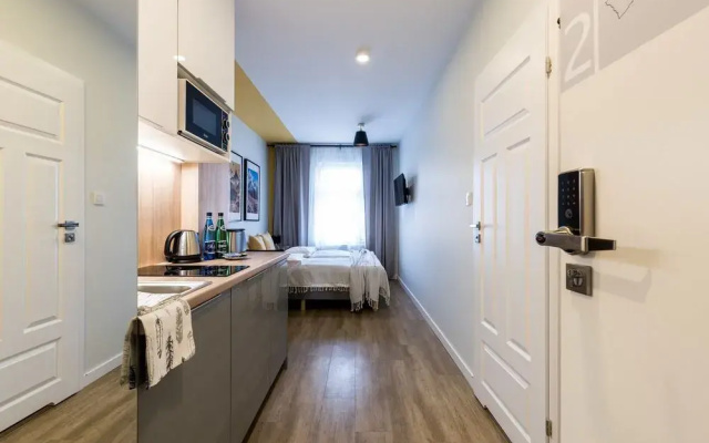 7 Continents Apartments