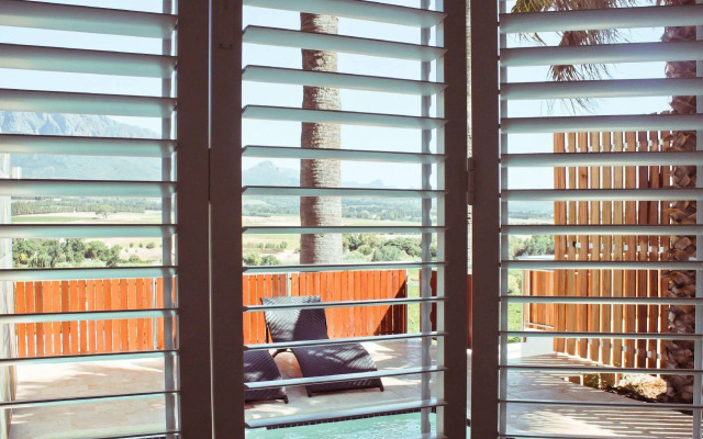 The Coach House at Val du Charron