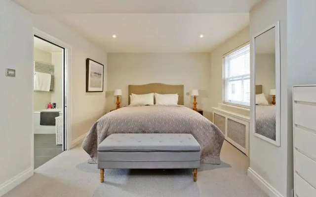 2 Bedroom Mews House, Marble Arch