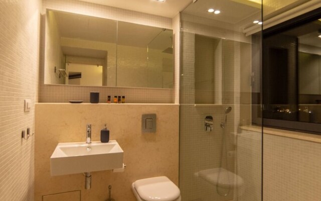 Luxury Villa Mirror - 200meters From The Beach!