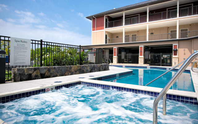 Holiday Inn Express Hotel & Suites Kailua-Kona by IHG