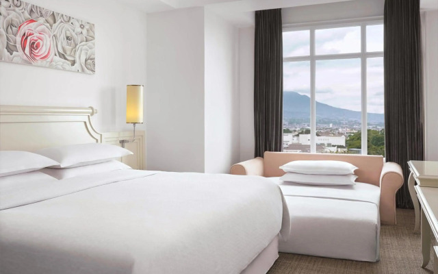 Four Points By Sheraton Bandung