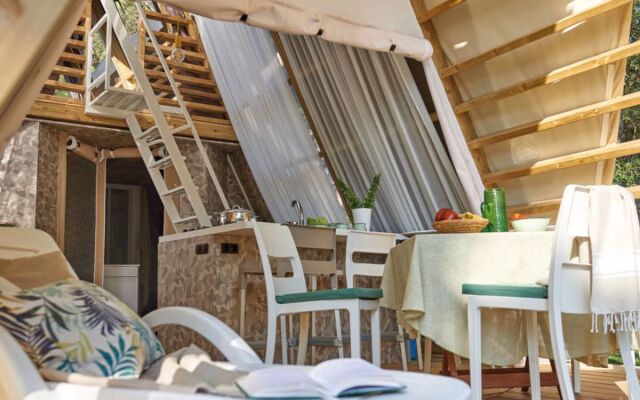 Camping Village Baia Domizia (BDO121)