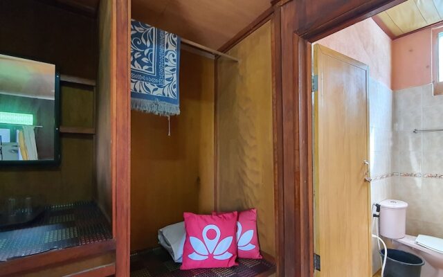 ZEN Rooms Pelangi Beach Resort