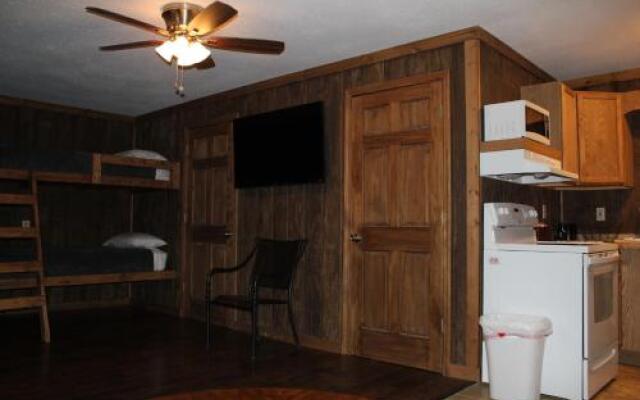 Shawnee Trails Lodging and Suites