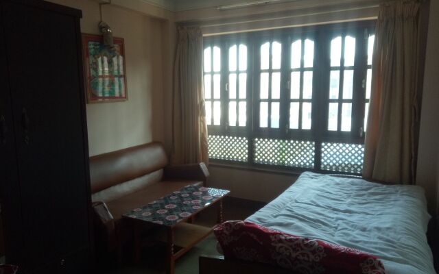 Swastik Guest House