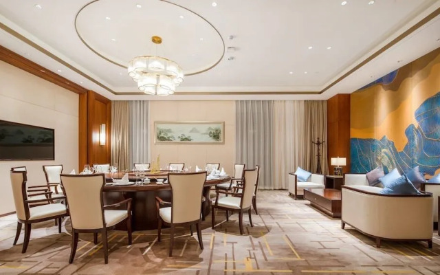 Wuhan Optics Valley Convention Hotel