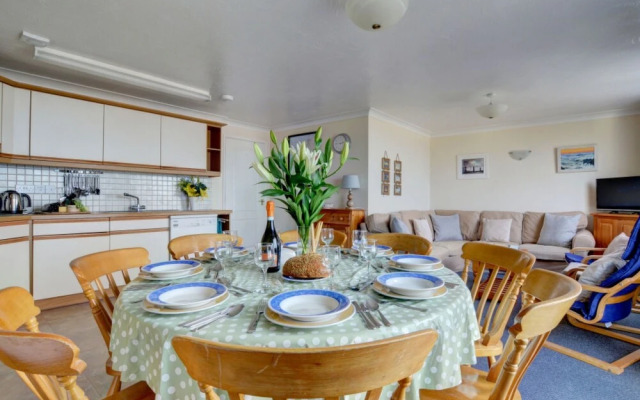 Flat 28 Clifton Court Croyde