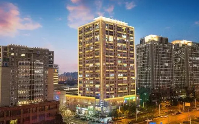 Zhengzhou Yunmo Hotel