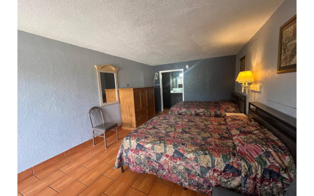 La Posada Inn By OYO Brownsville