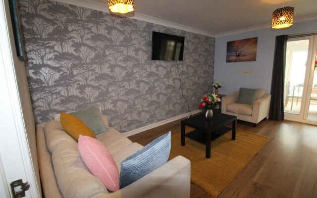 Harriers Grove House
