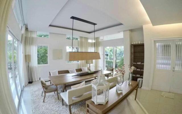 Baan Talay Pool Villa Pattaya