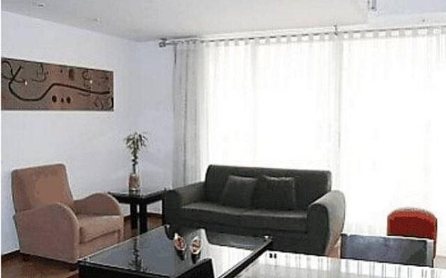 Travelers Orange Suites