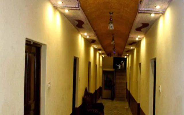 Hotel maru palace