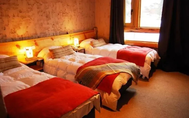 Ruca Pehuen Eco-Lodge De Montaña