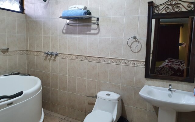 Casa hermosa a 20 minutos del aeropuerto