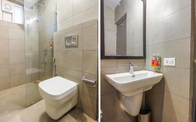 OYO Townhouse White Ridge 112 Shivam Road