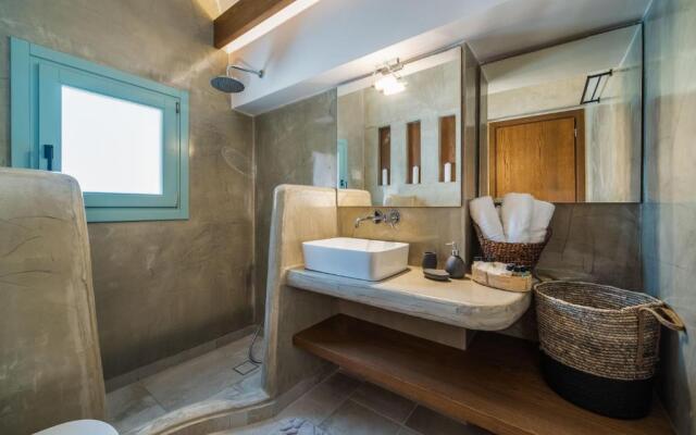 New Villa Katerina - 3 Villas & 3 Private Jacuzzi