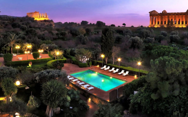Villa Athena Resort