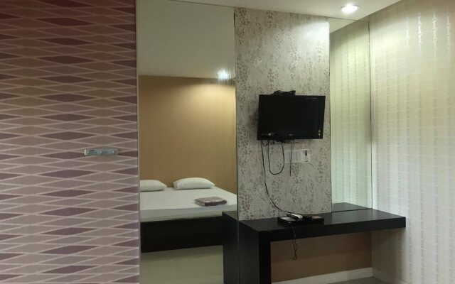 Lux Inn