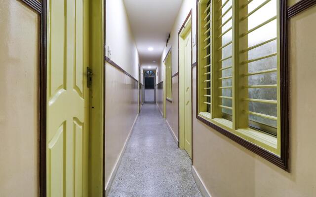 OYO 46067 Sree Lakshmi Residency