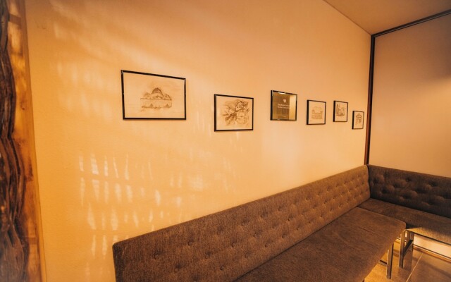 Plis Room - Old Bazaar